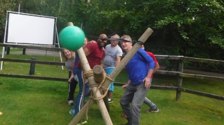 Bedrijfsuitje / Vrijgezellenfeest Katapult schieten