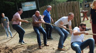 Bedrijfsuitje / Vrijgezellenfeest Touwtrekken