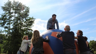 Bedrijfsuitje / Vrijgezellenfeest Wereldbollenrace
